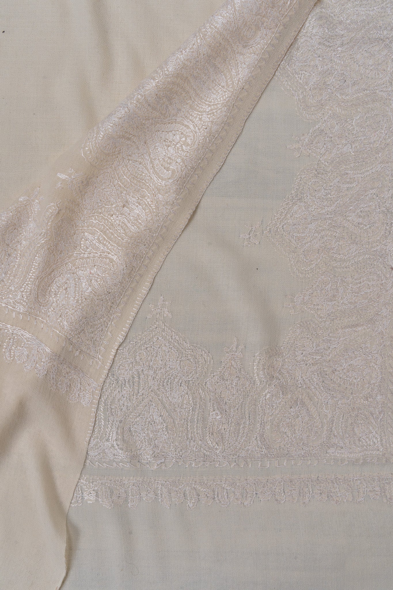 Ivory Whisper — 2.5 Yards Sozni Hand-Embroidered Shawl