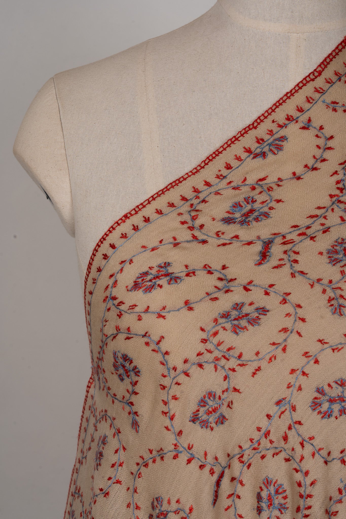 Sand Petal — 2.5 Yards Sozni Hand-Embroidered Shawl