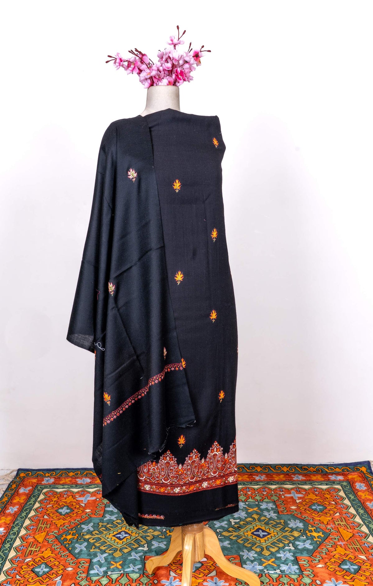 Onyx Night Sozni Hand Embroidered Suit in Fine merino wool
