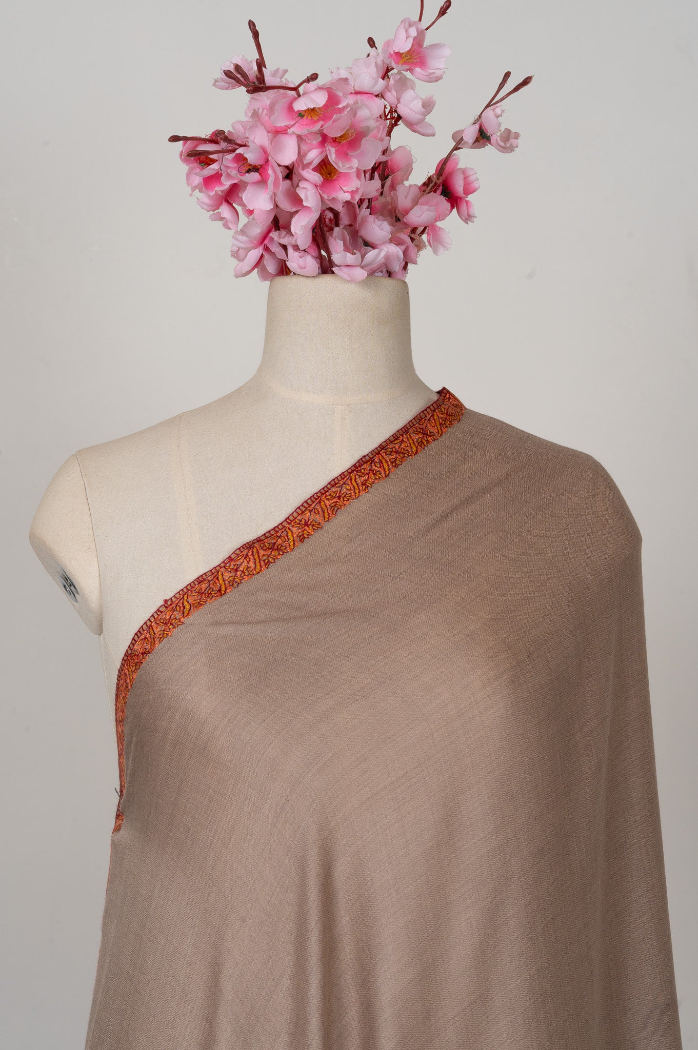 Ember Dusk — 2.5 Yards Sozni Hand-Embroidered Shawl