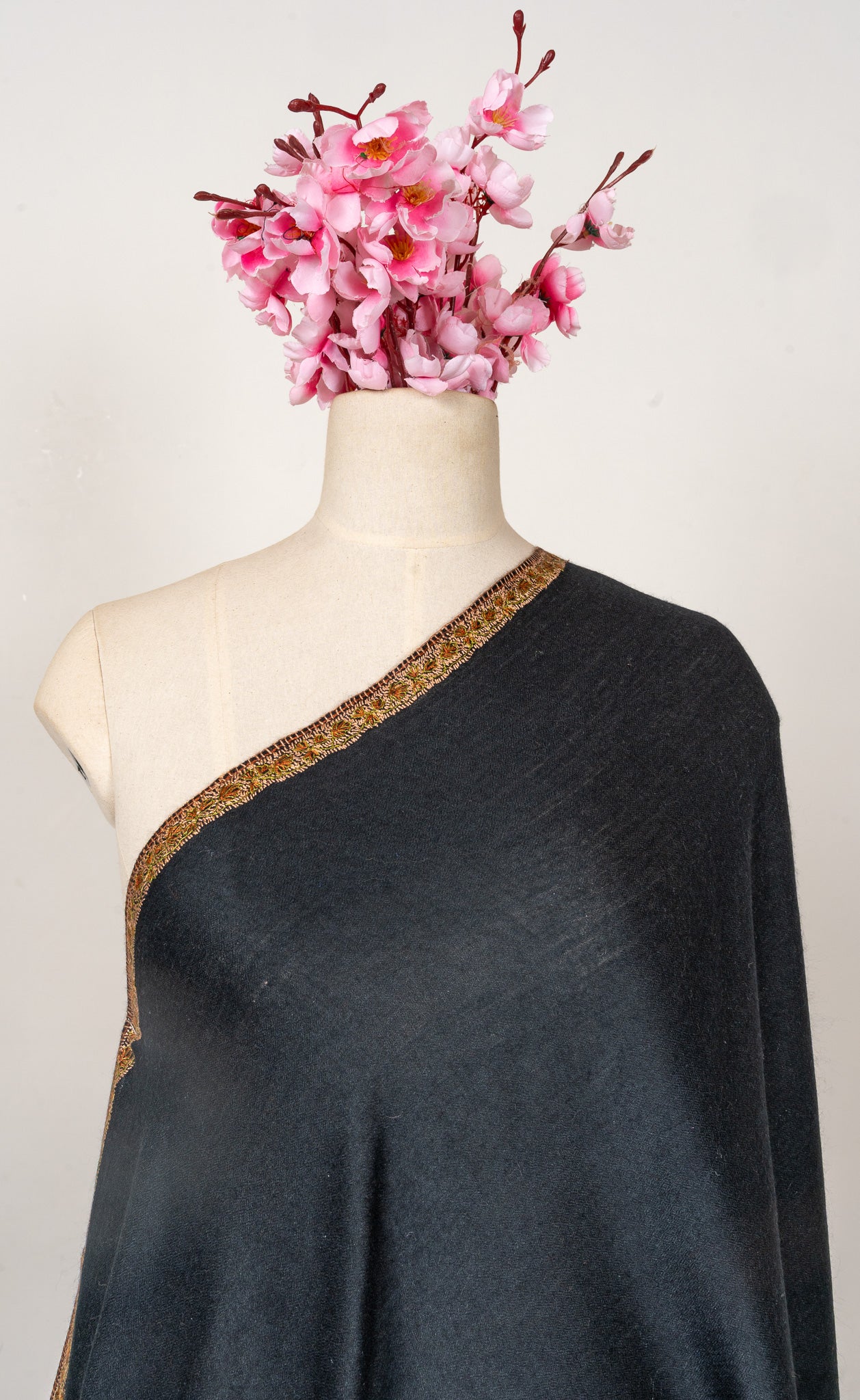 Obsidian Charm — 2.5 Yards Sozni Hand-Embroidered Shawl