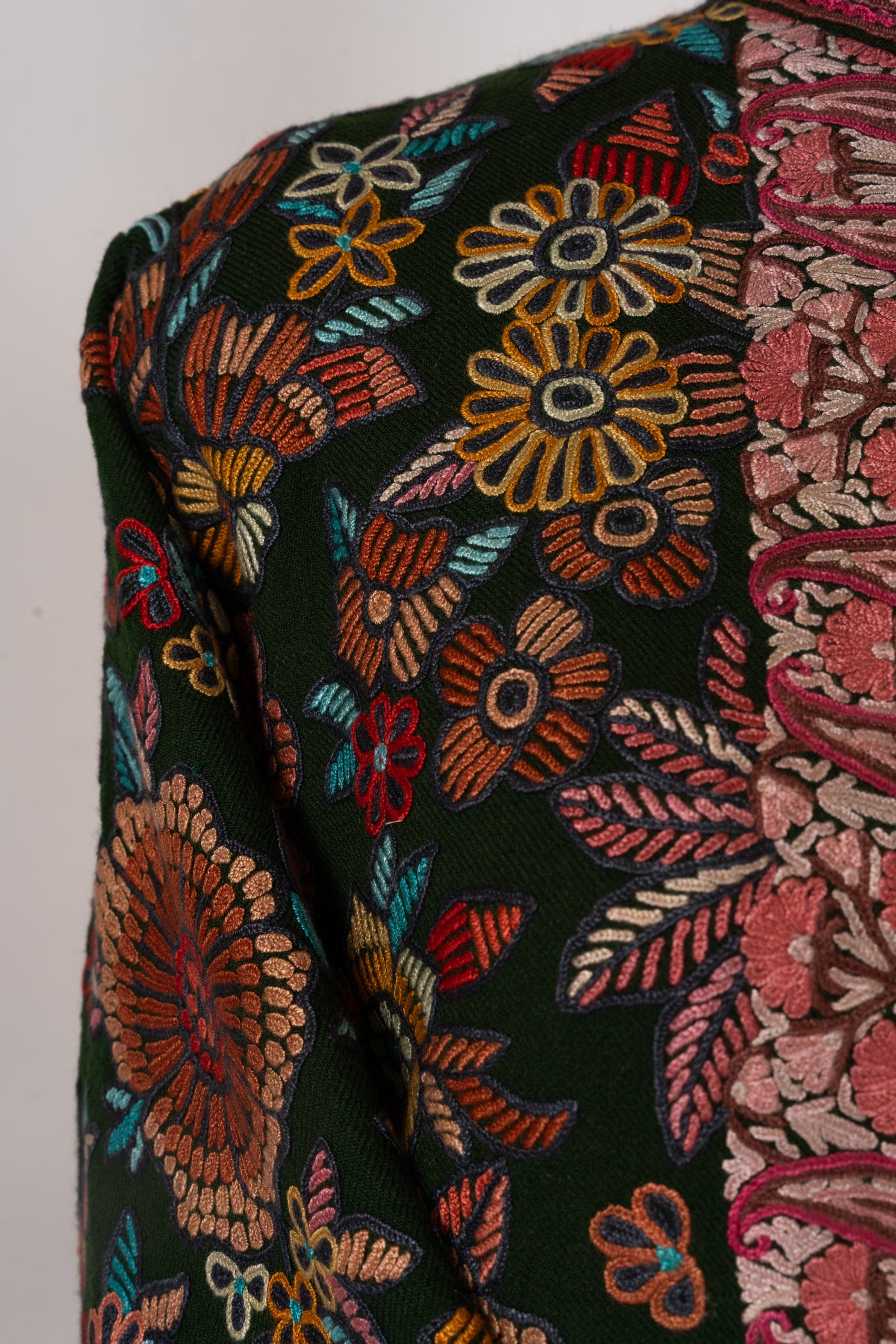 Emerald Reverie Hand-Embroidered Aari Jacket