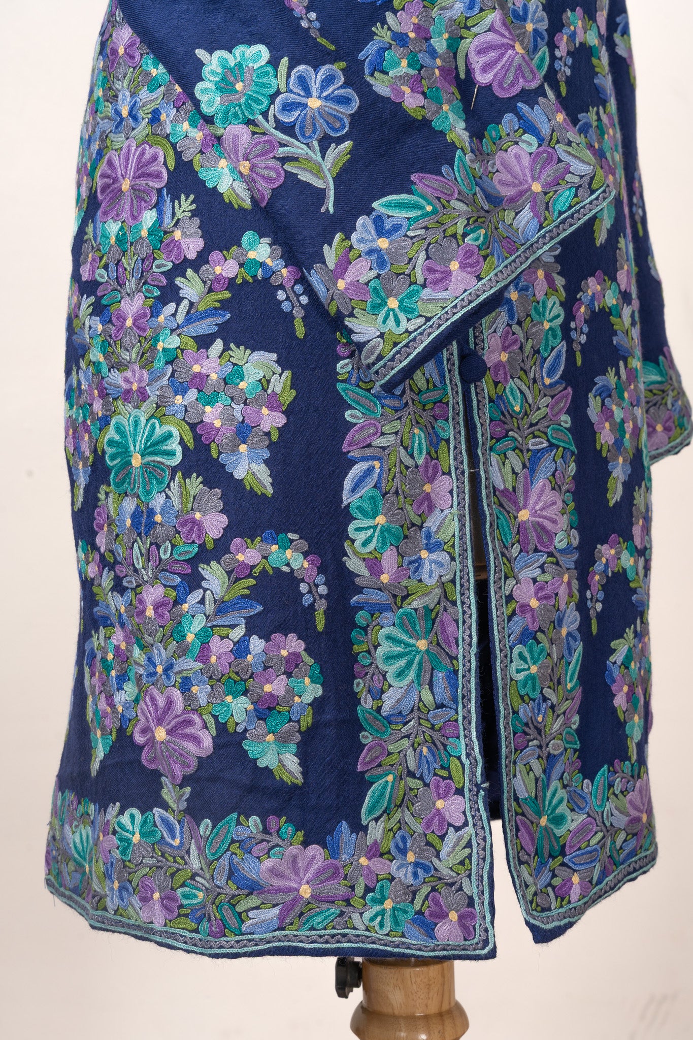 Midnight Bloom Hand-Embroidered Aari Jacket