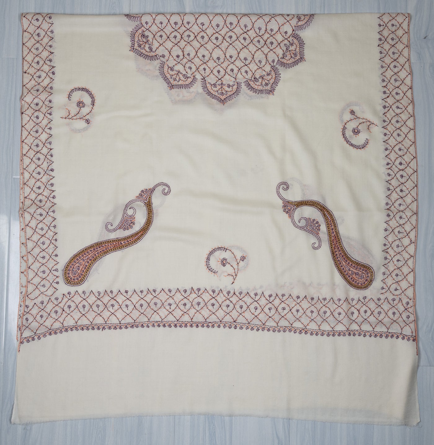 Ivory Garden Vine – Sozni Hand Embroidered Merino Wool Shawl