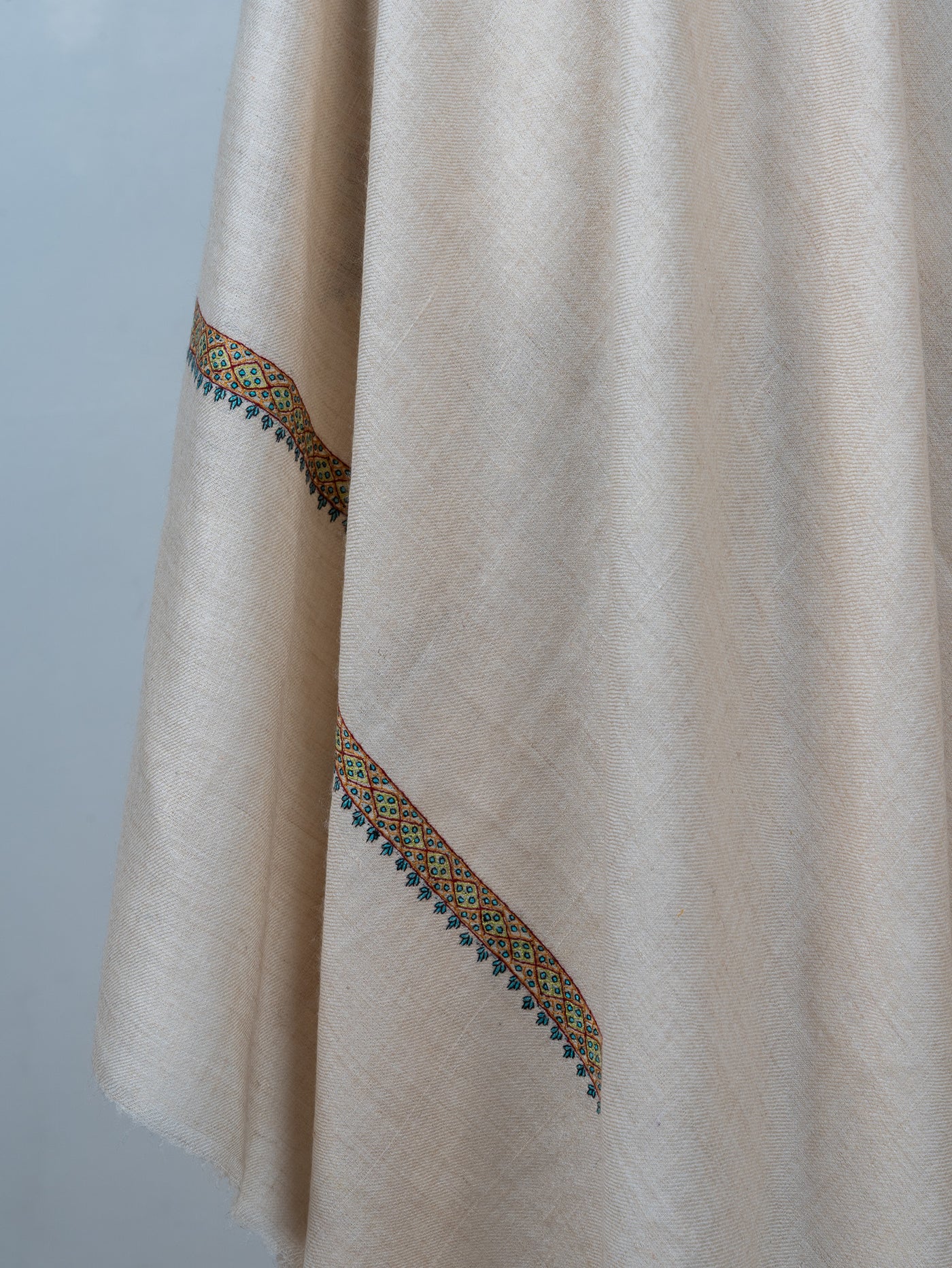 2.5 Yards: Sozni Hand Embroidered Pashmina: Soft Ivory Minimal Border Grace