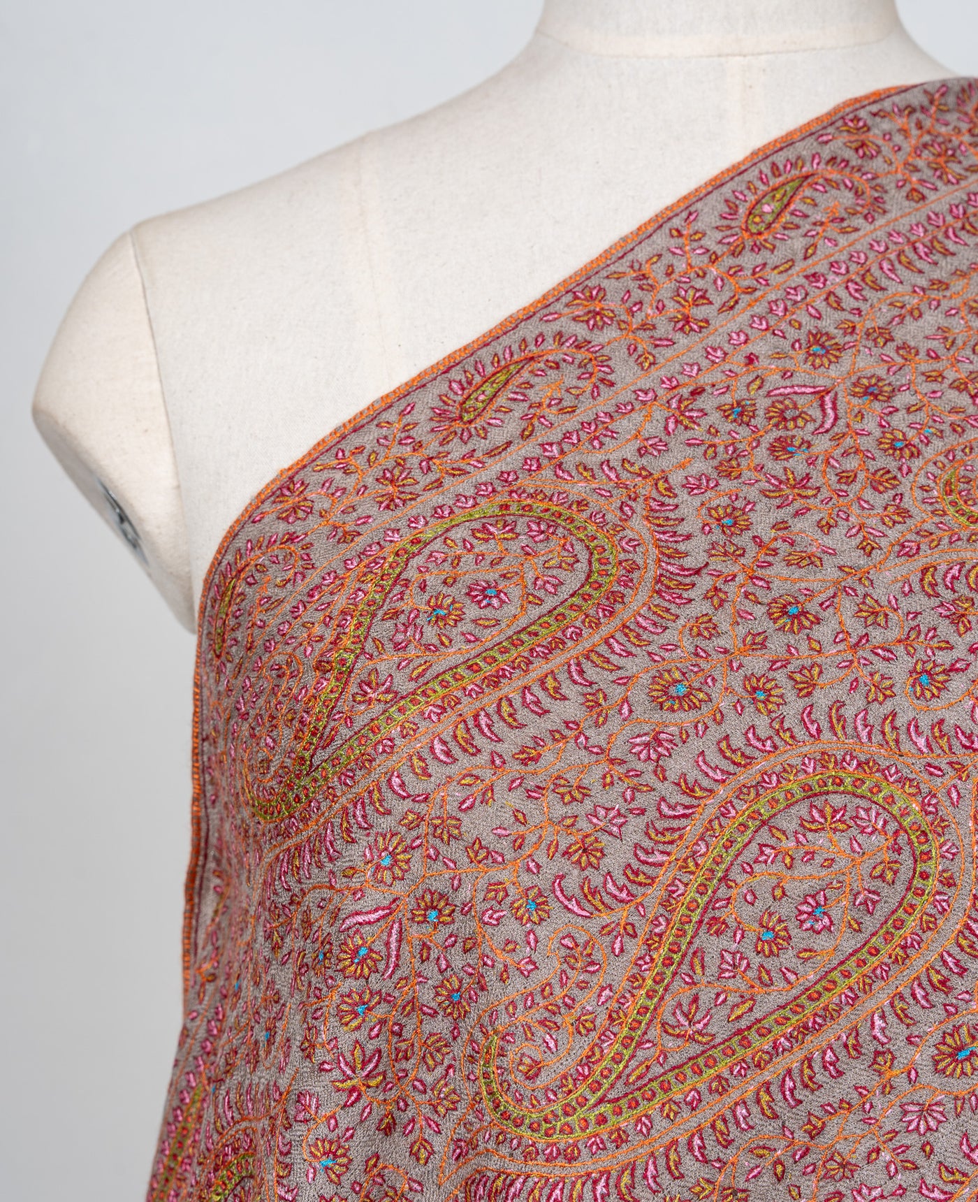 Sozni Hand Embroidered Pashmina: Classic Paisley Rust Harmony