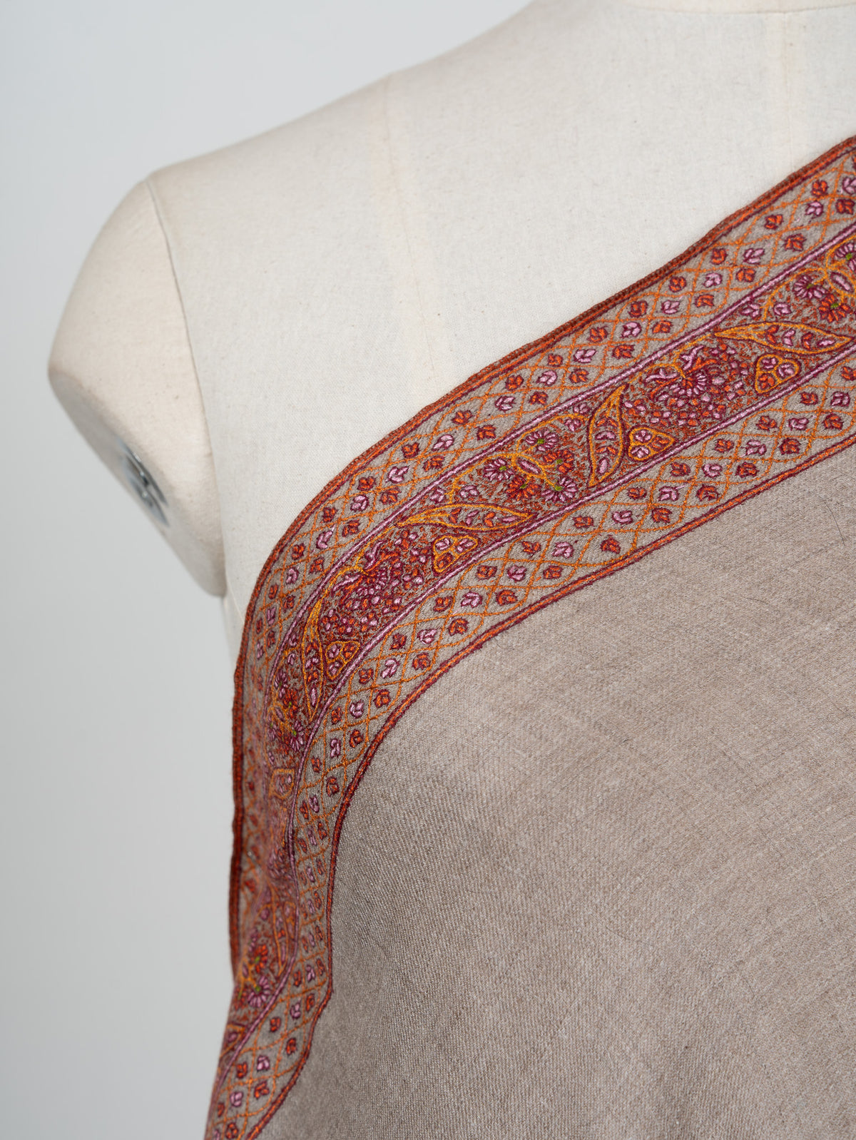 Sozni Hand Embroidered Pashmina: Soft Taupe Heritage Border