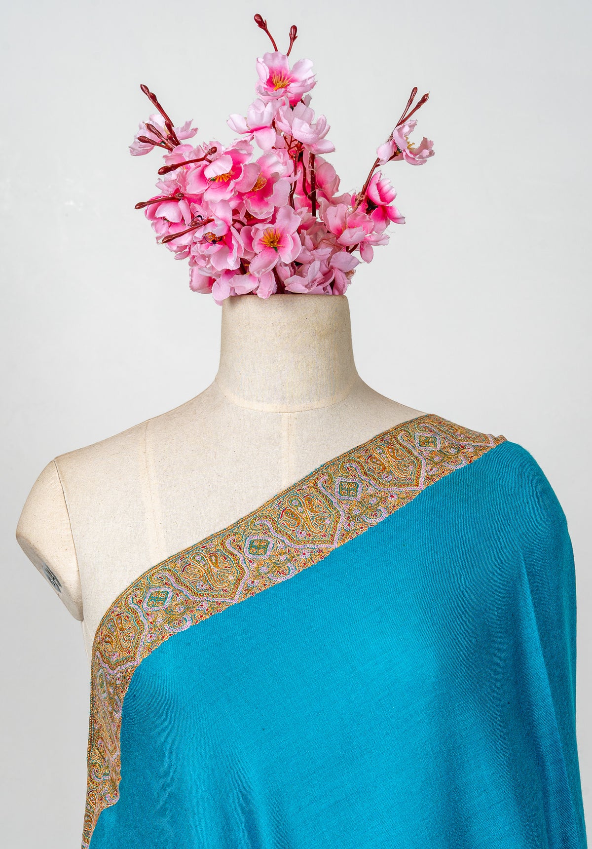 Sozni Hand Embroidered Pashmina: Turquoise Heritage Flow Border