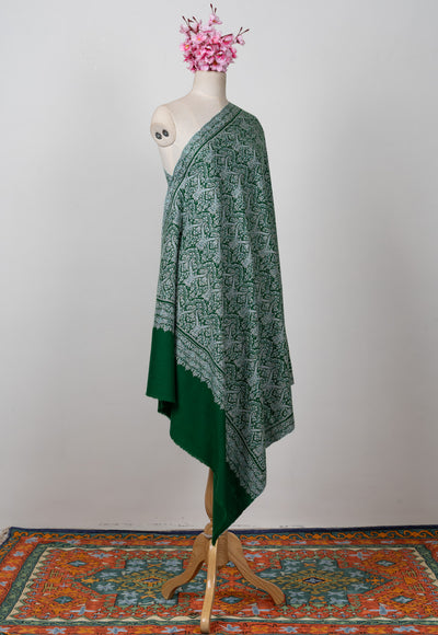 Sozni Hand Embroidered Pashmina: Emerald Green Classic All Over Pattern