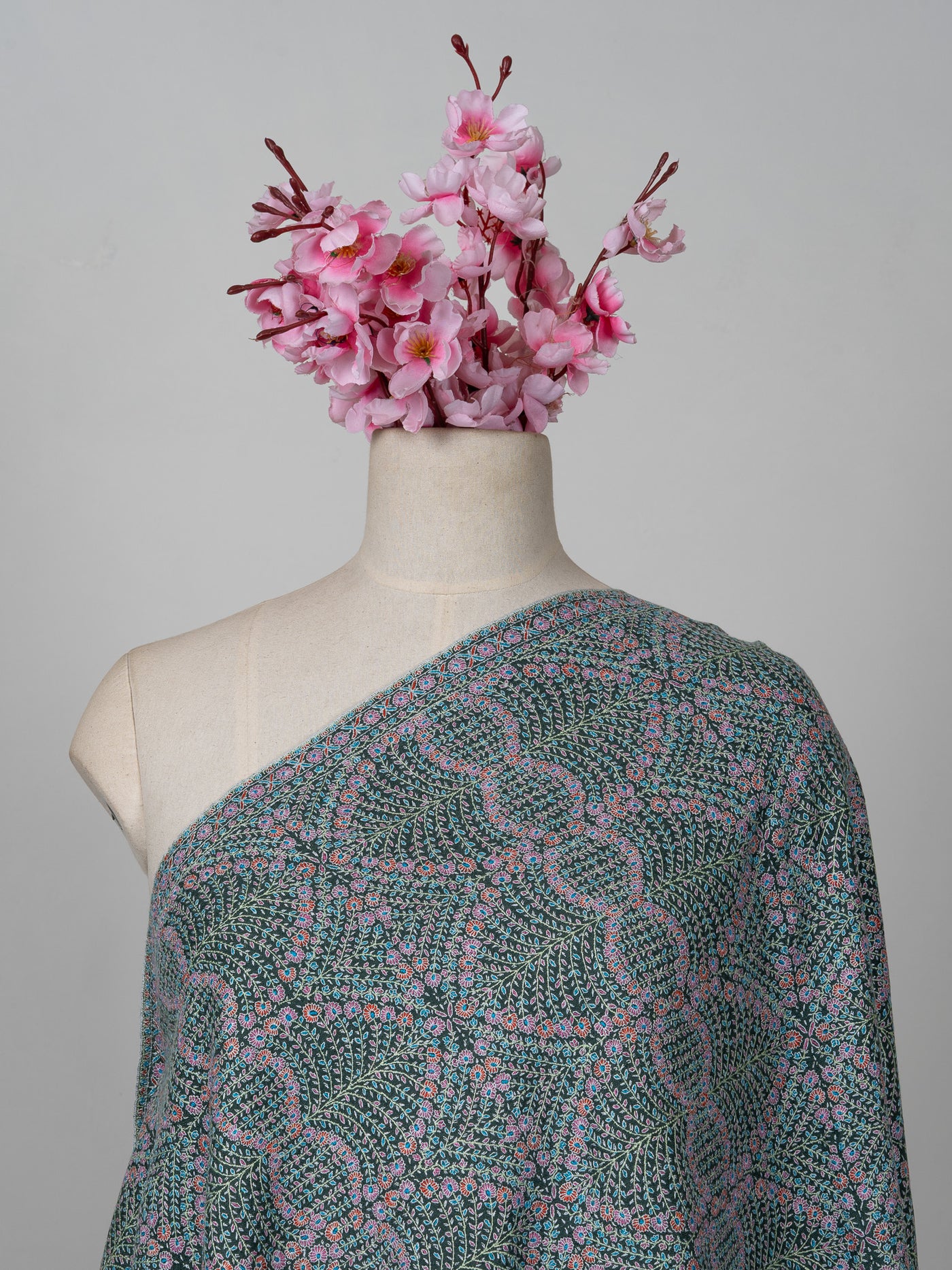 Sozni Hand Embroidered Pashmina: Sage Green Dense Vine Work