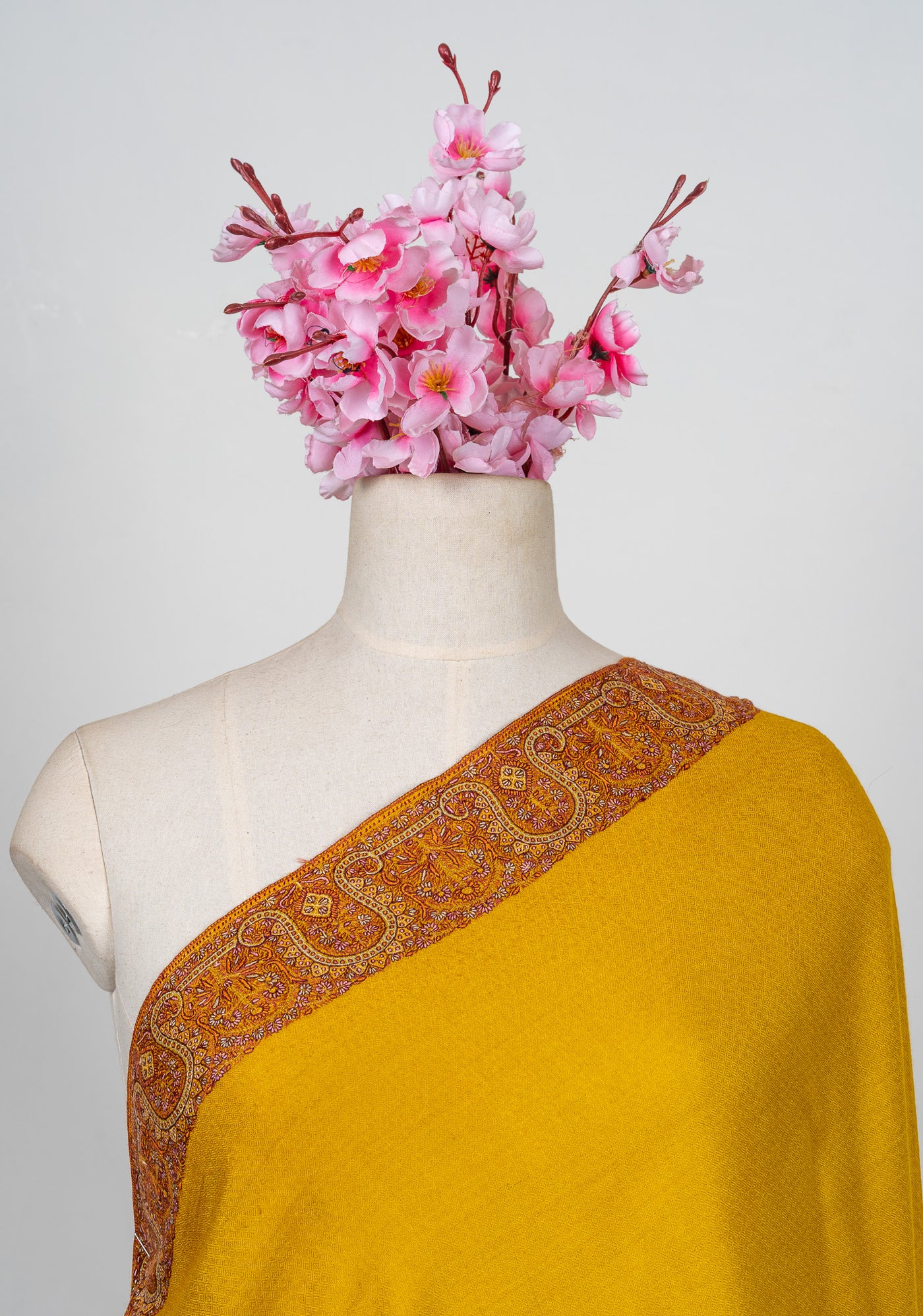 Saffron Sozni Élan — Pure Pashmina Shawl