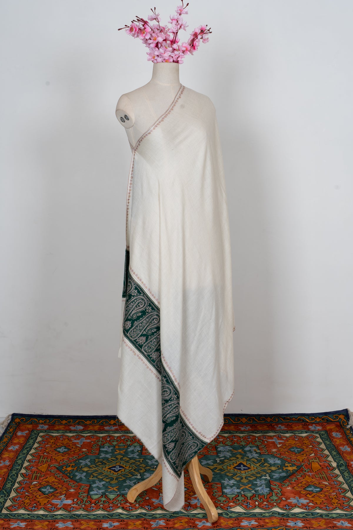 Ivory Crest: Pure Pashmina Sozni Hand Embroidered Shawl