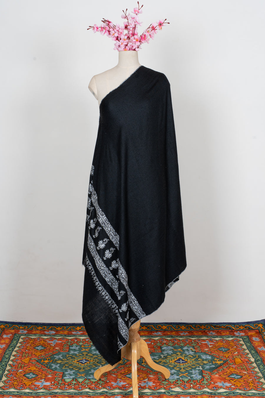 Noir Heritage: Pure Pashmina Sozni Hand Embroidered Shawl