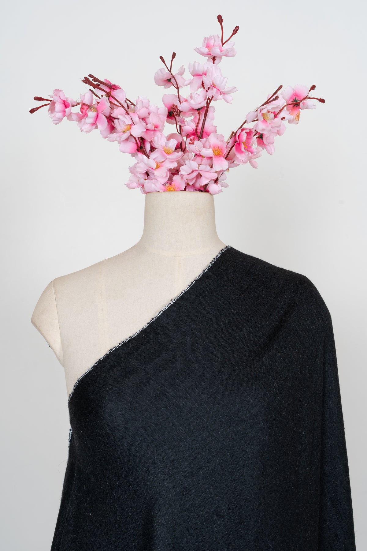 Noir Heritage: Pure Pashmina Sozni Hand Embroidered Shawl