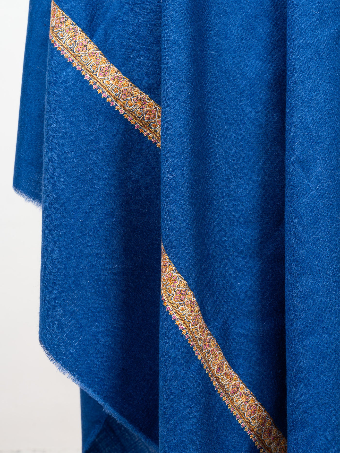 Feroza Sozni drape— Pure Pashmina Shawl