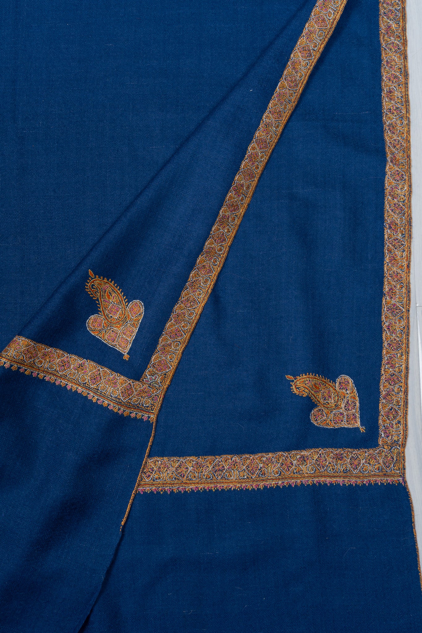 Feroza Sozni drape— Pure Pashmina Shawl