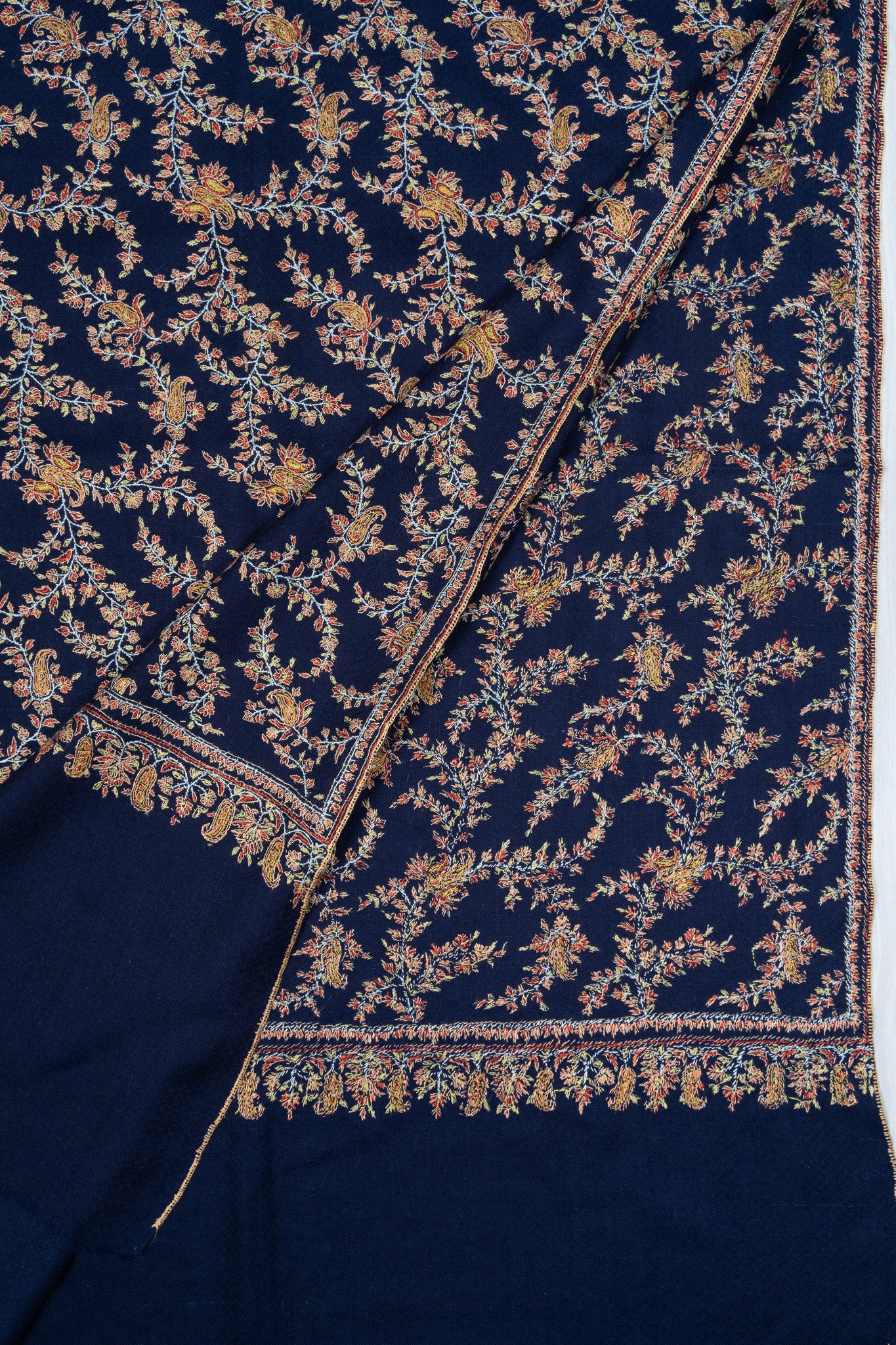 Neel-e-Nazakat — Pure Pashmina Sozni Shawl