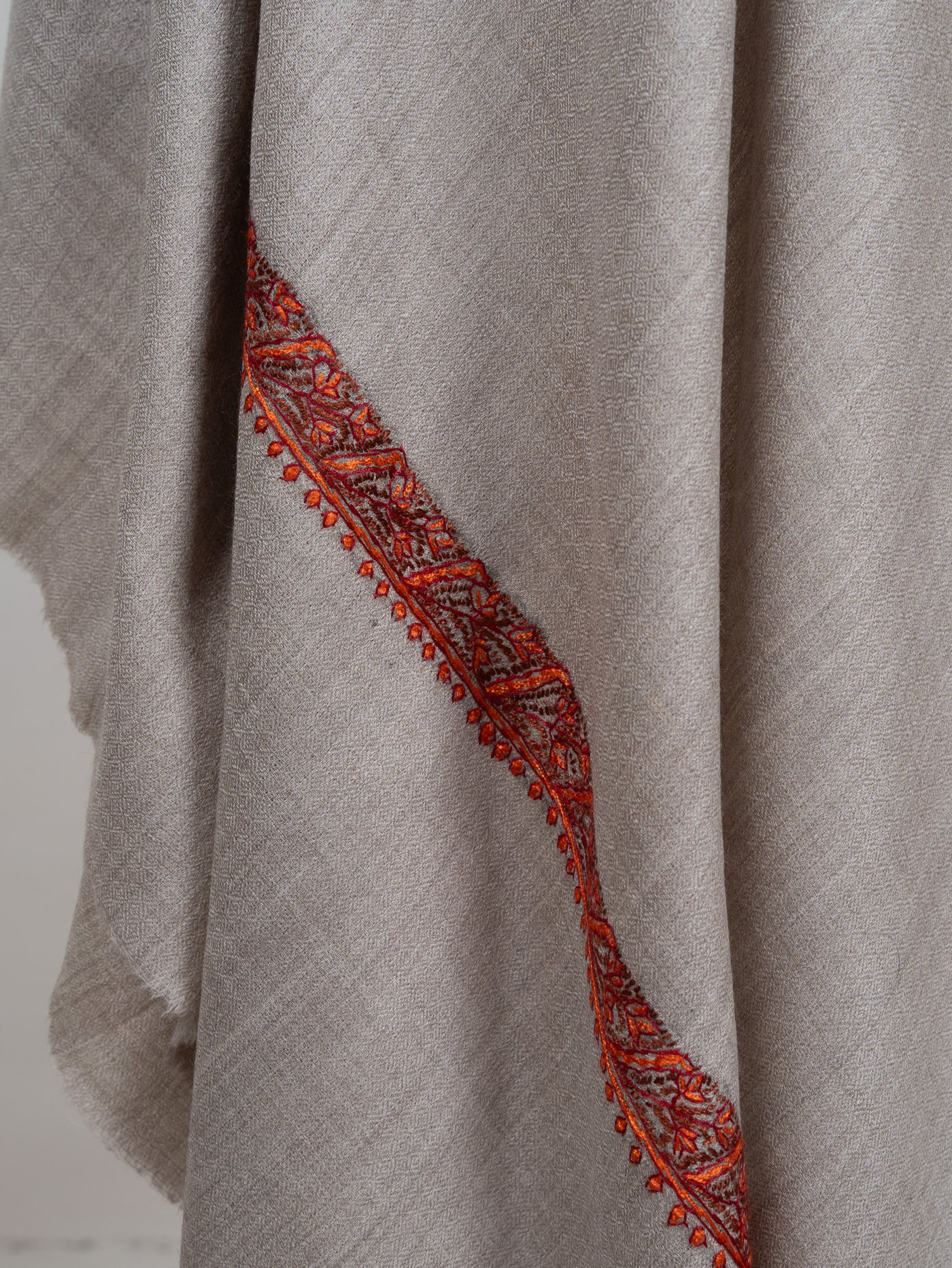 2.5 Yards Sozni Hand Embroidered Shawl in Soft Ash Grey Blush