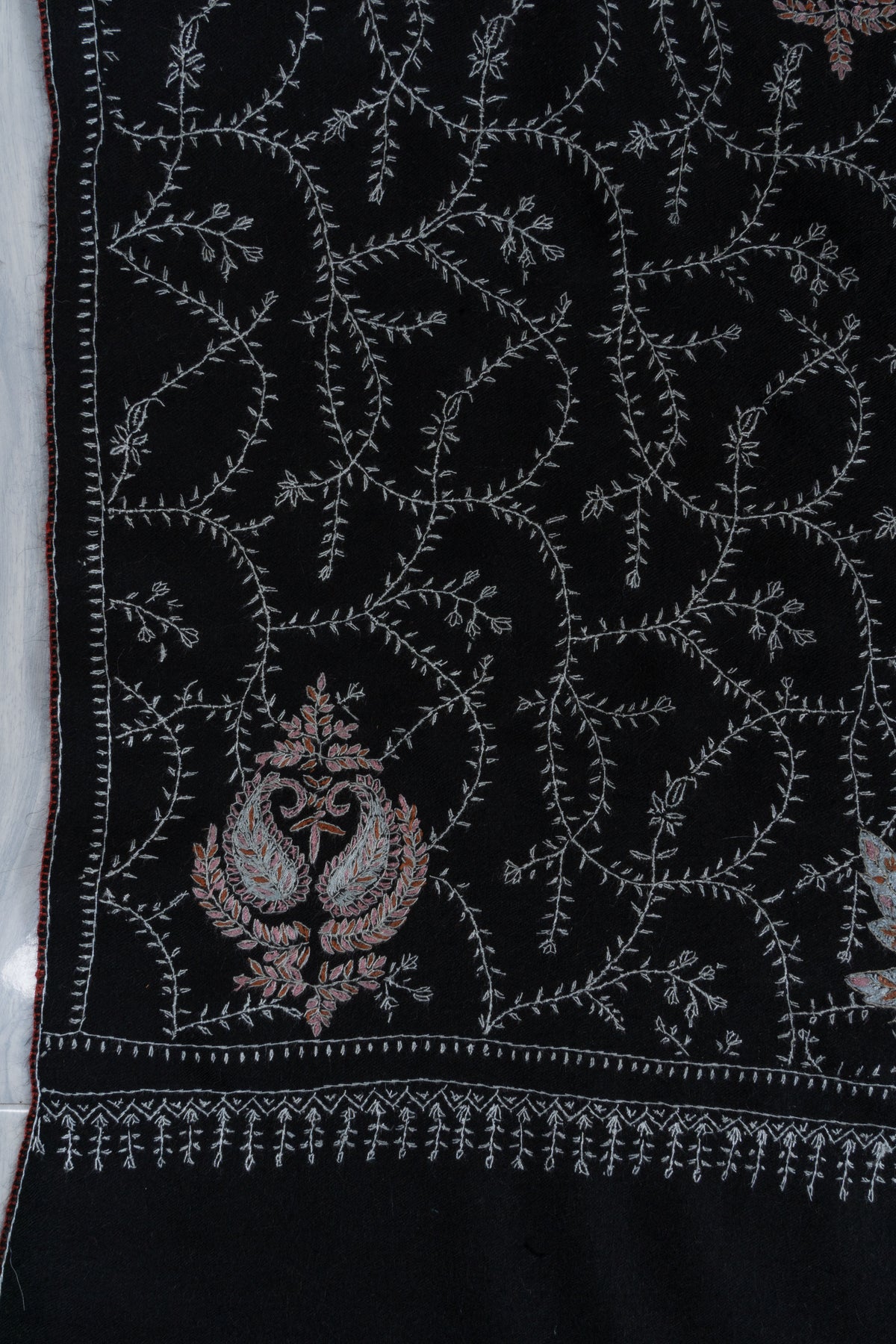Pure Pashmina Sozni Hand Embroidered 2.5 Yards Shawl: Midnight Vine Elegance