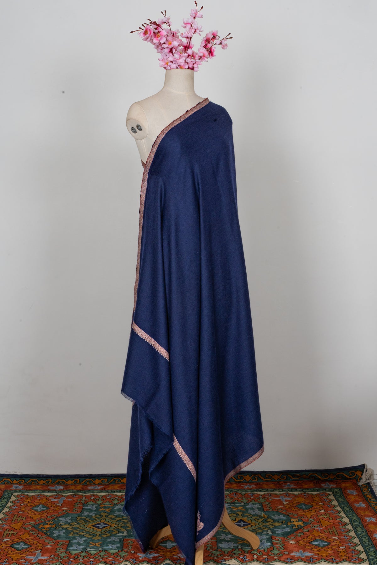 Midnight Sapphire Minimal Grace: Pure Pashmina Sozni Hand Embroidered 2.5 Yards Shawl