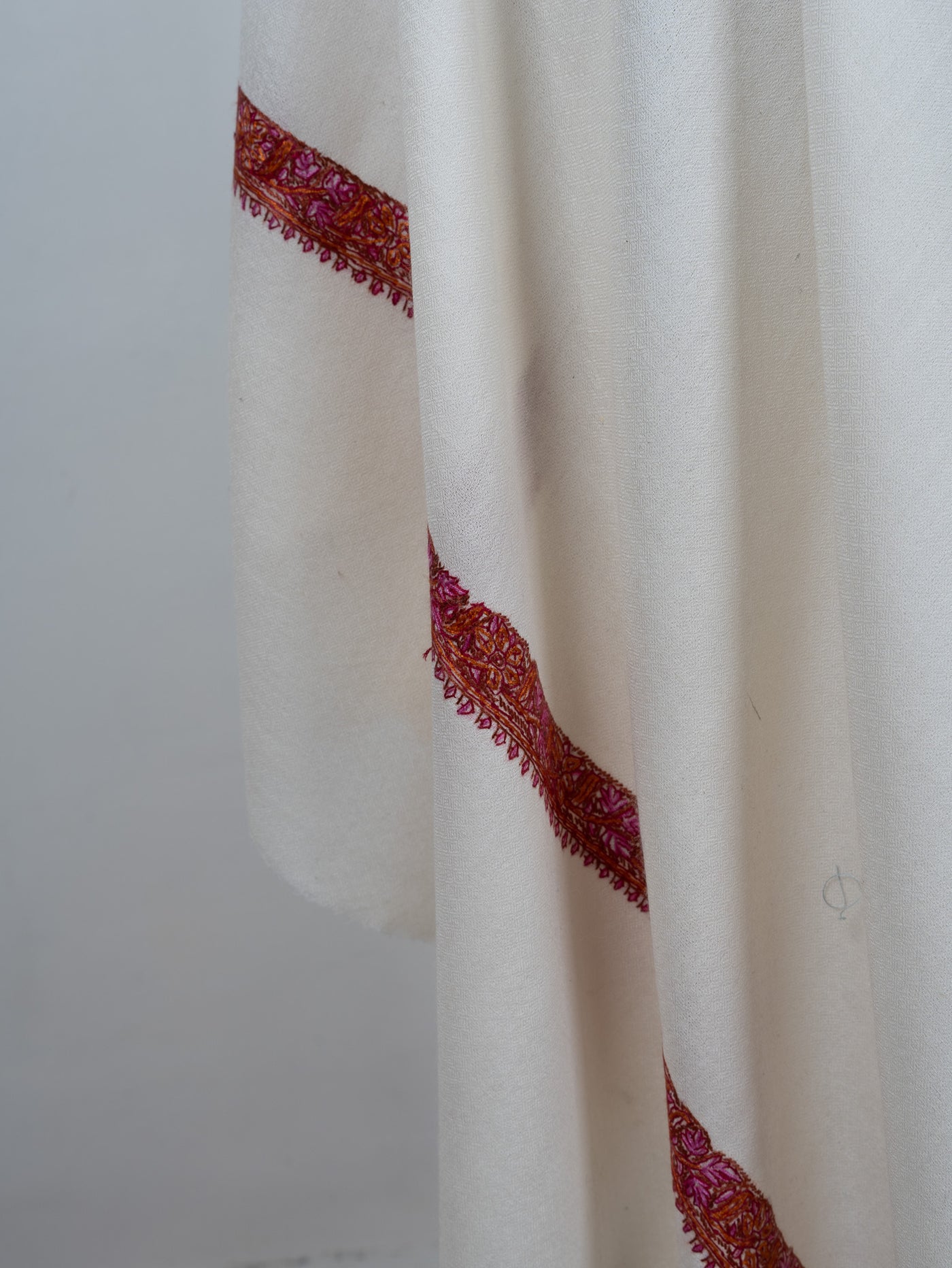 2.5 Yards Sozni Hand Embroidered Shawl in Classic Ivory Maroon Edge