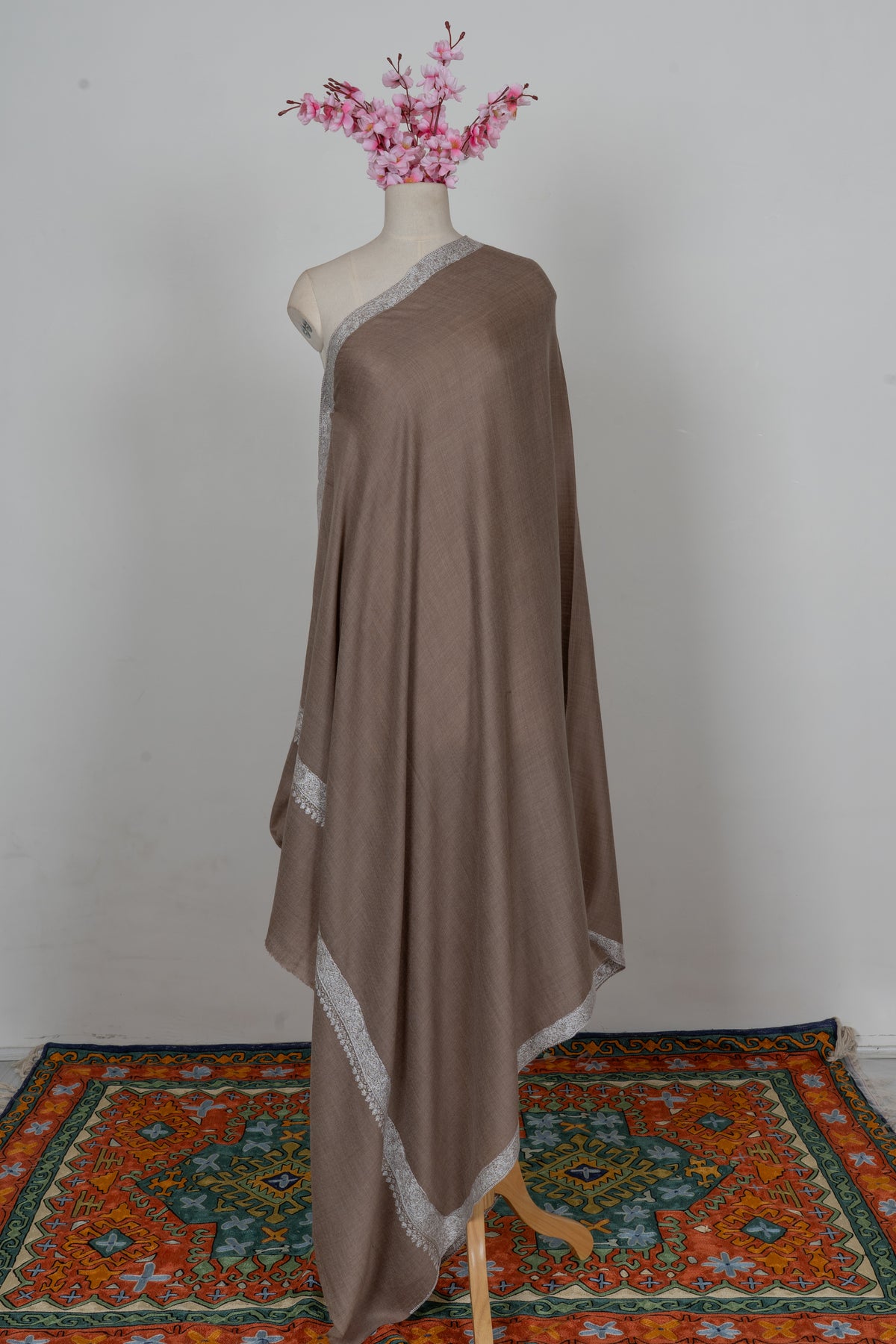 Walnut Silver Minimal Edge: Merino Wool Hand Embroidered