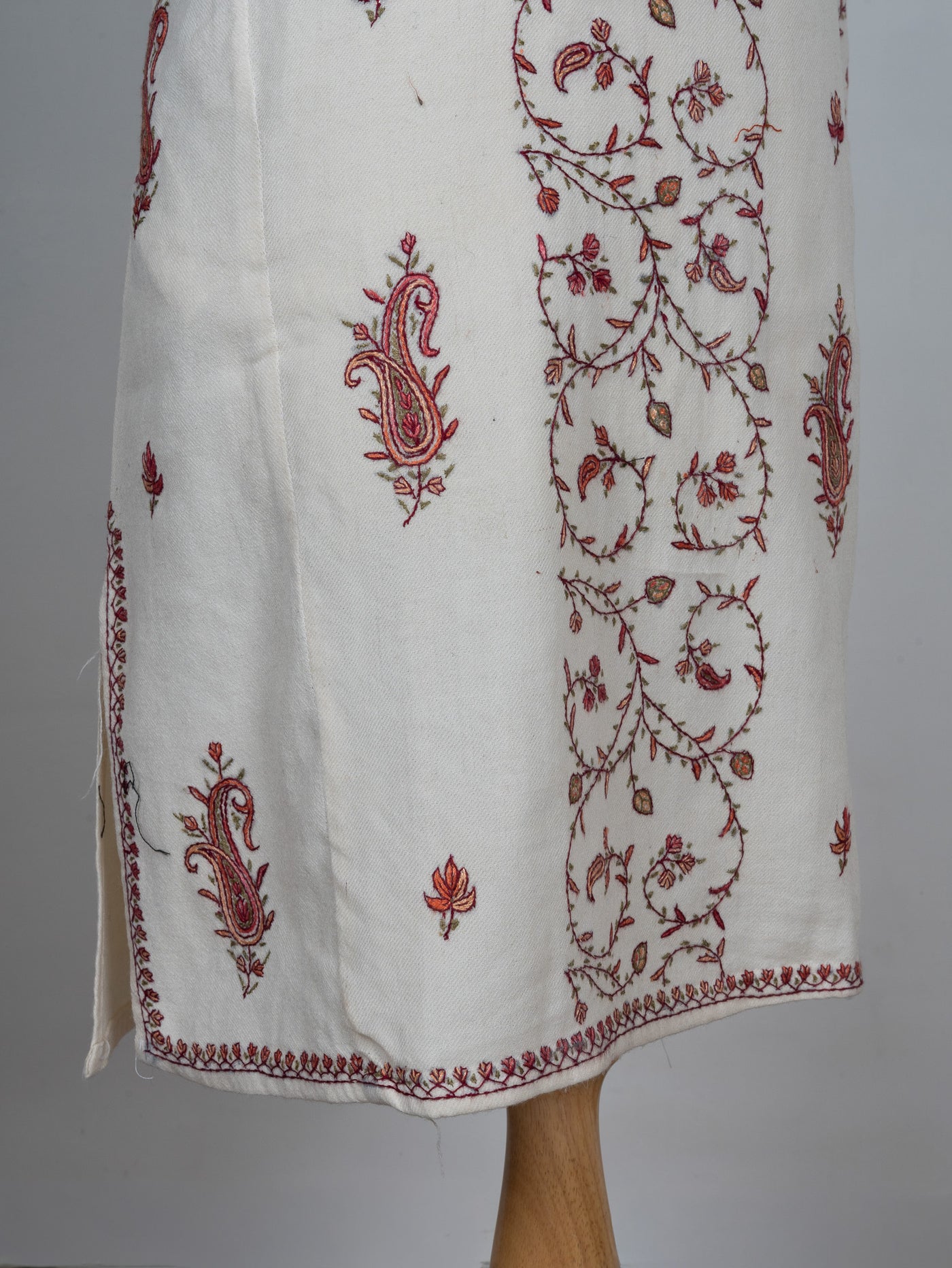 Pearl Vine Sozni Hand Embroidered Pheran