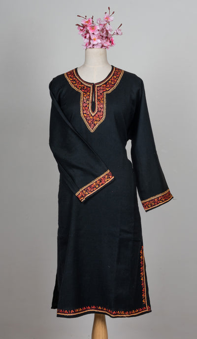 Midnight Border Sozni Hand Embroidered Pheran