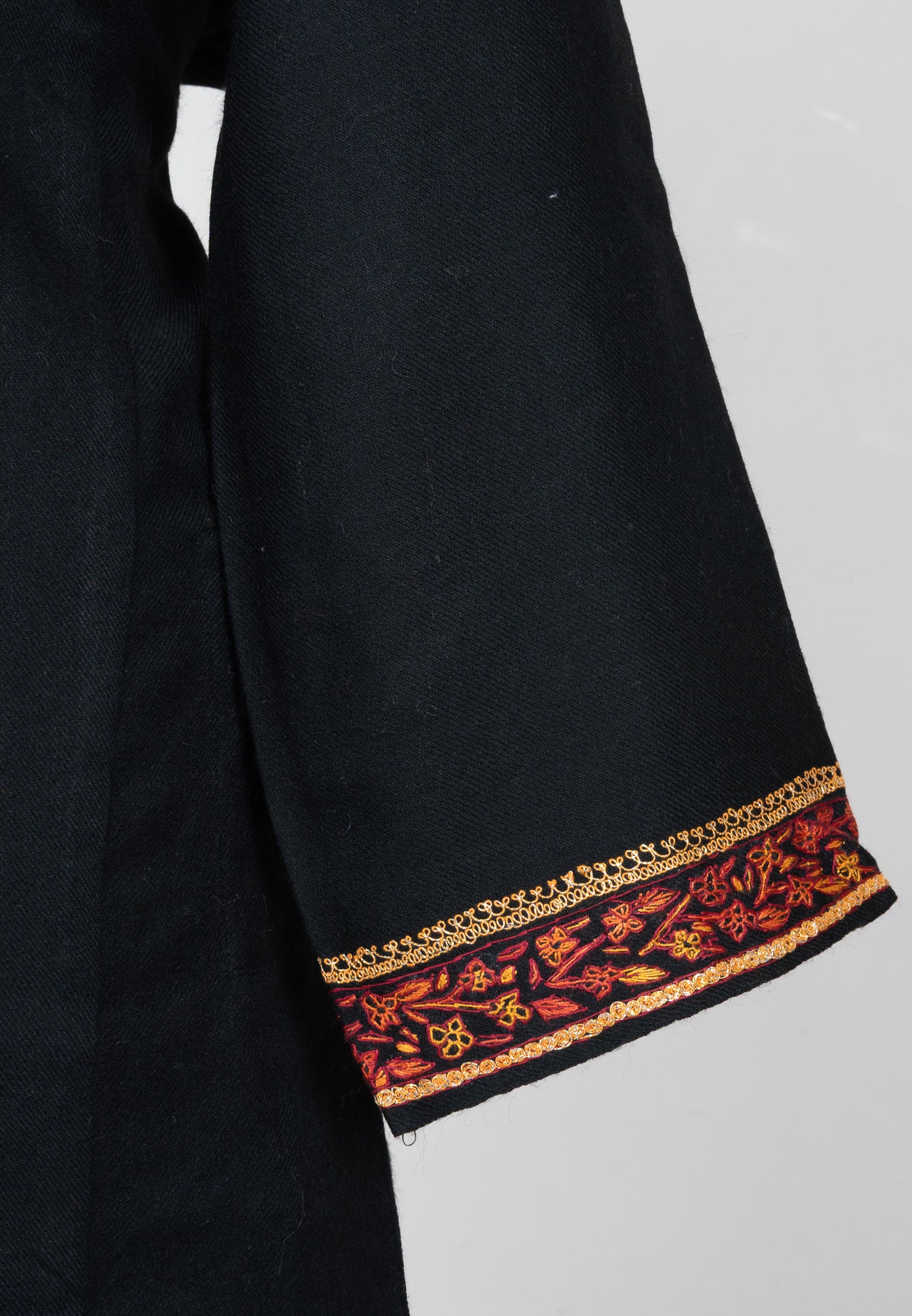 Midnight Border Sozni Hand Embroidered Pheran