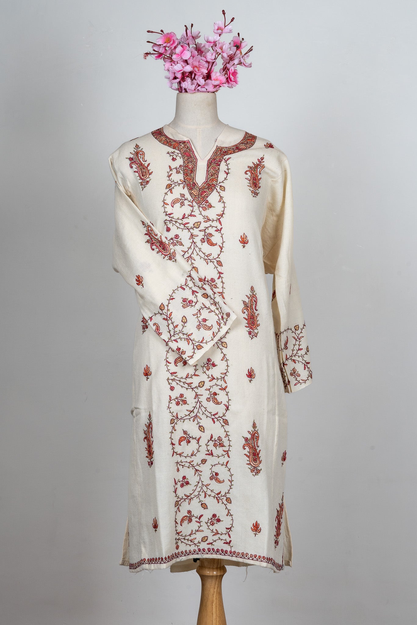 Ivory Vine Sozni Hand Embroidered Pheran