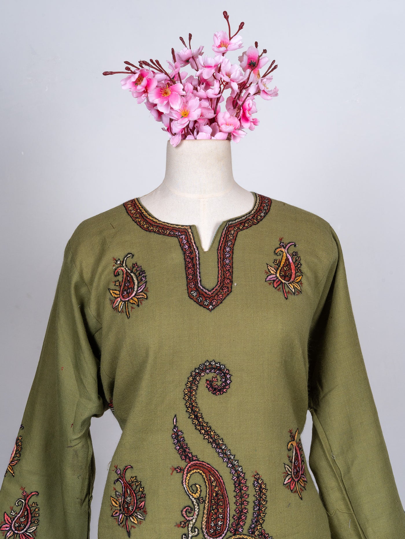 Olive Paisley Sozni Hand Embroidered Pheran