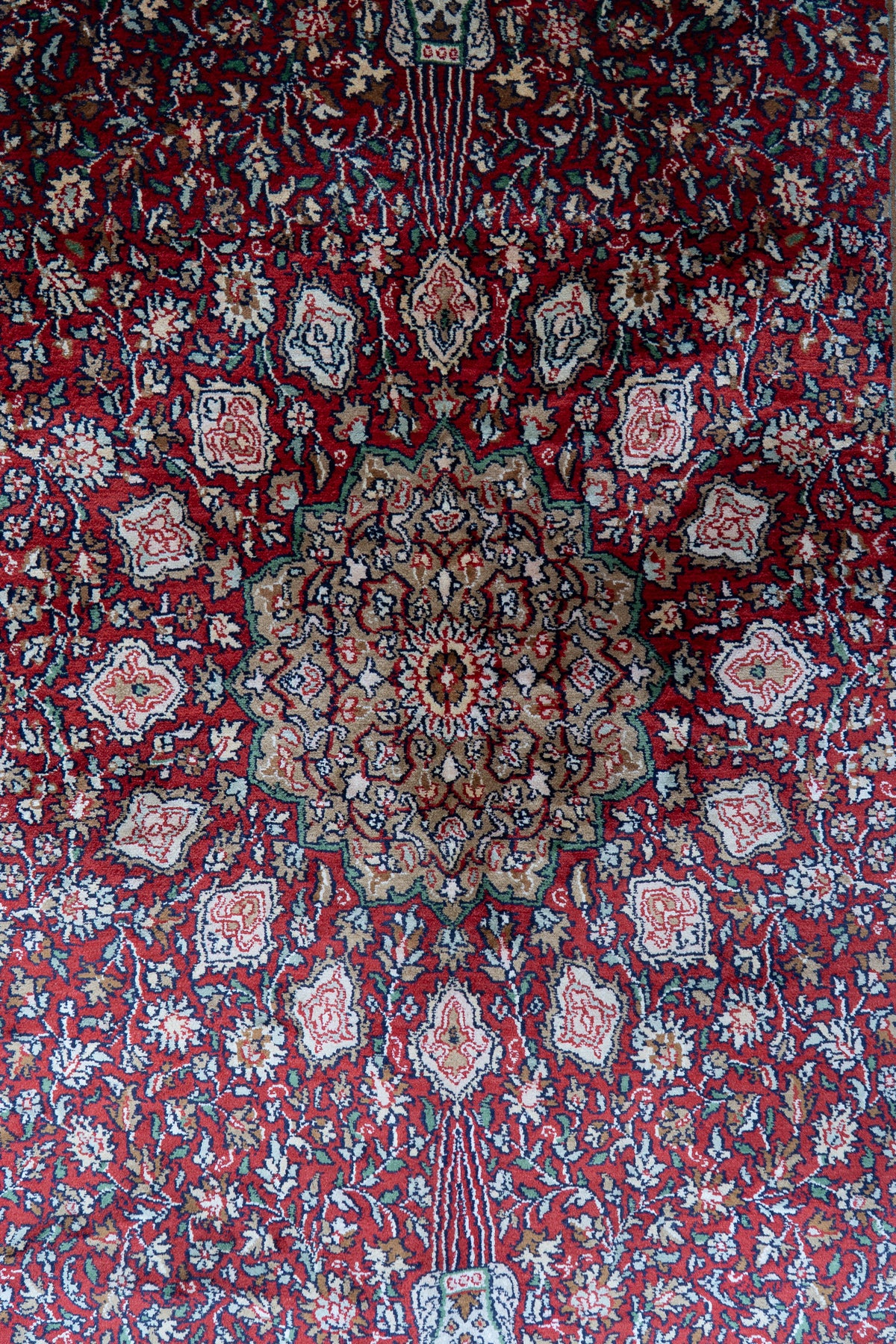 2.5ft x 4ft Ruby Heritage Runner: Hand Knotted Mulberry silk on silk Kashmiri Carpet