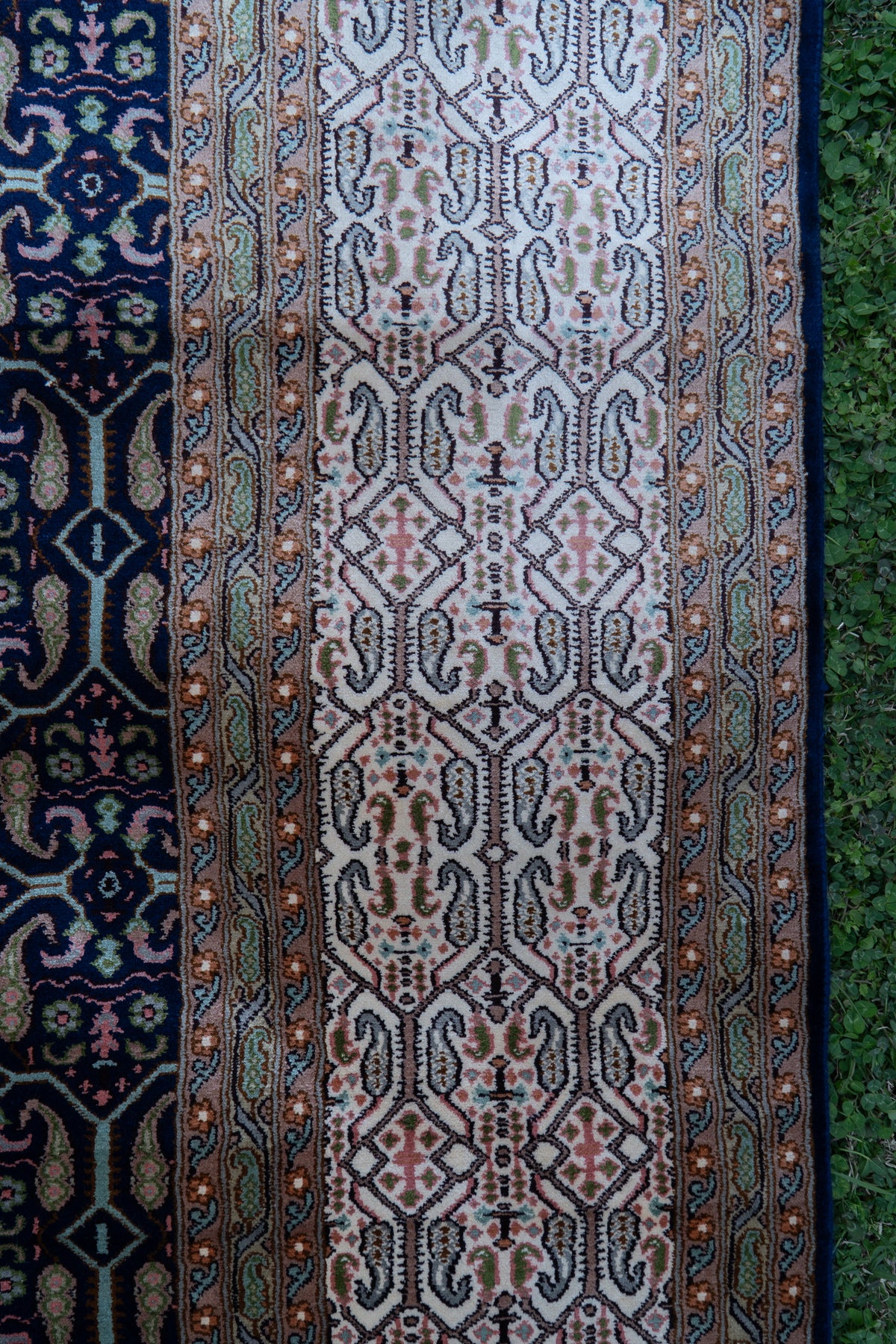 7FT x 5FT Midnight Lattice Harmony: Hand Knotted Mulberry silk on silk Kashmiri Carpet