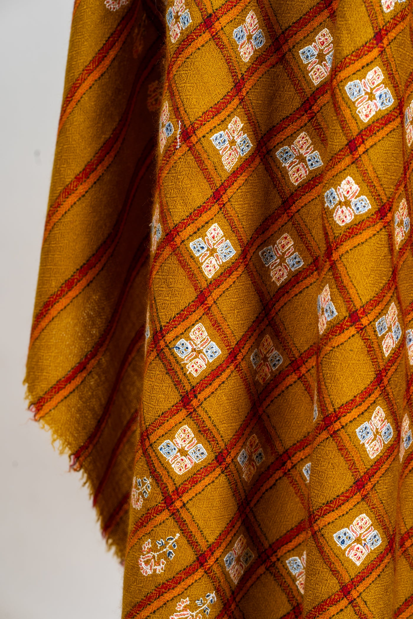 Zarqa – Ochre Checkered Pashmina Shawl with Sozni Embroidery