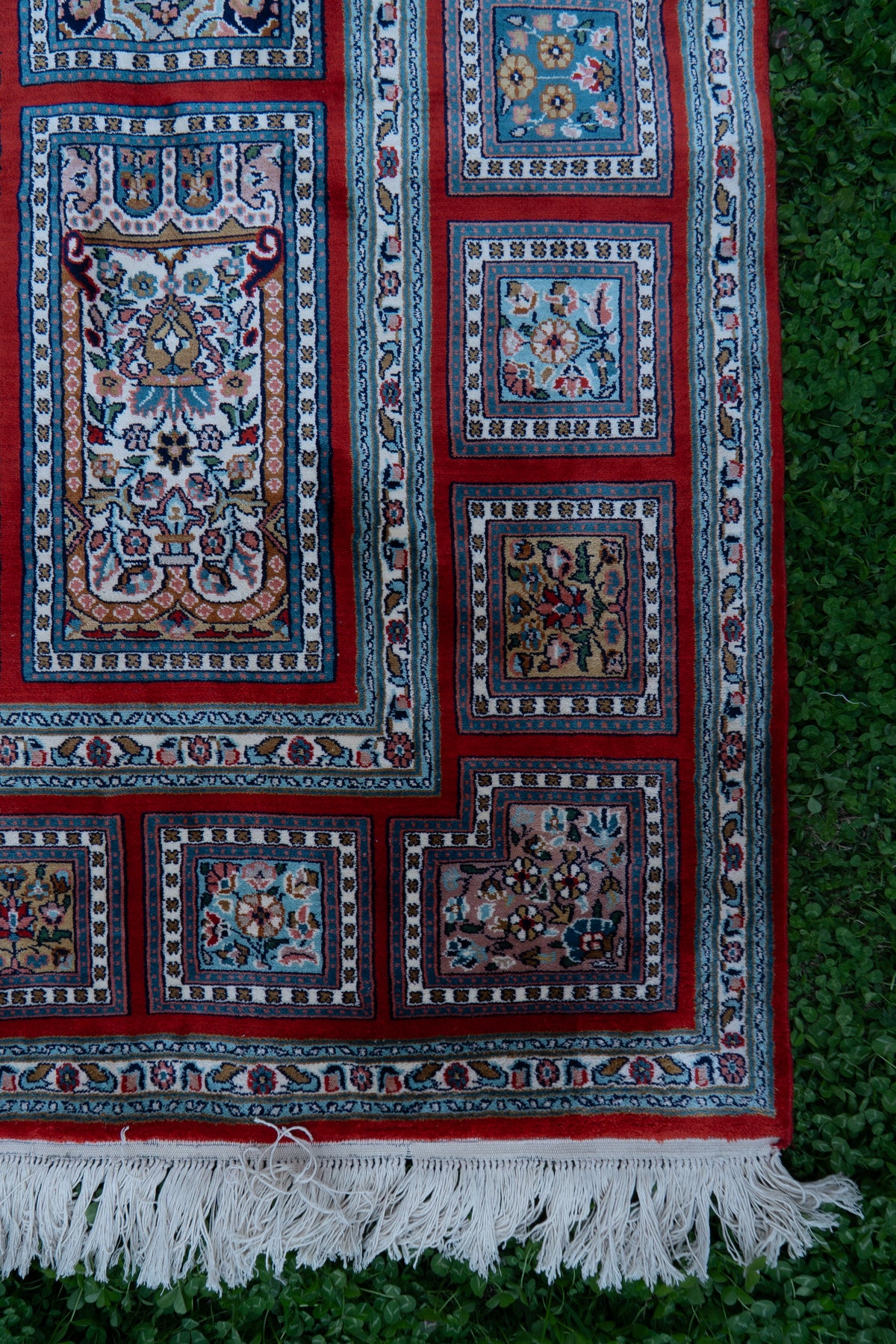 9ft x 6ft Crimson Mosaic Heritage: Hand Knotted Mulberry silk on silk Kashmiri Carpet