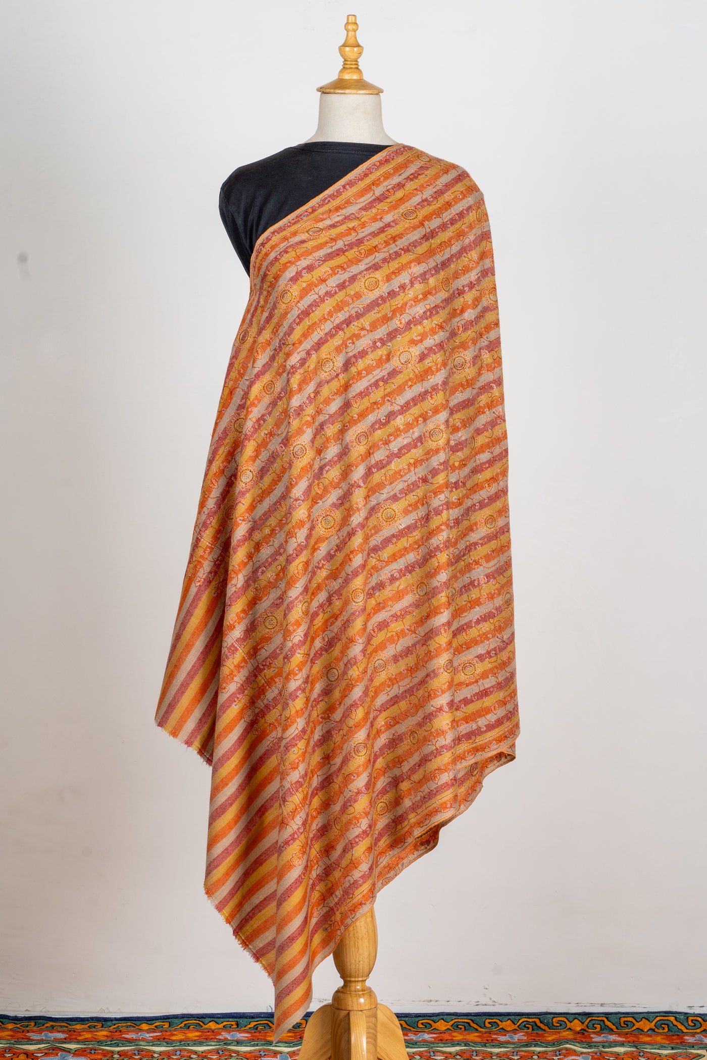 Sunset Reverie - Hand crafted pure pashmina shawl