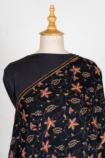 Noor-e-Zun – Hand Embroidered Sozni Pashmina Shawl