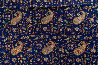 Shahkaar-e-Resham – Pure Silk Thread Sozni Embroidered on Pashmina Shawl