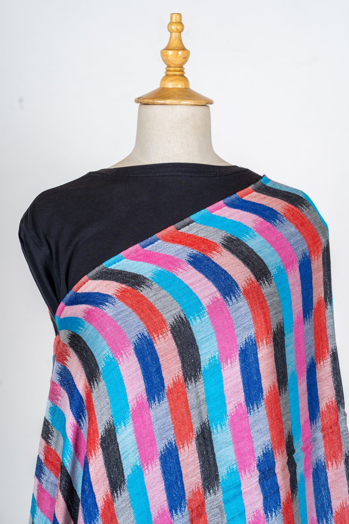 Noor-E-Rang: Printed 120 Count Merino Wool Stole