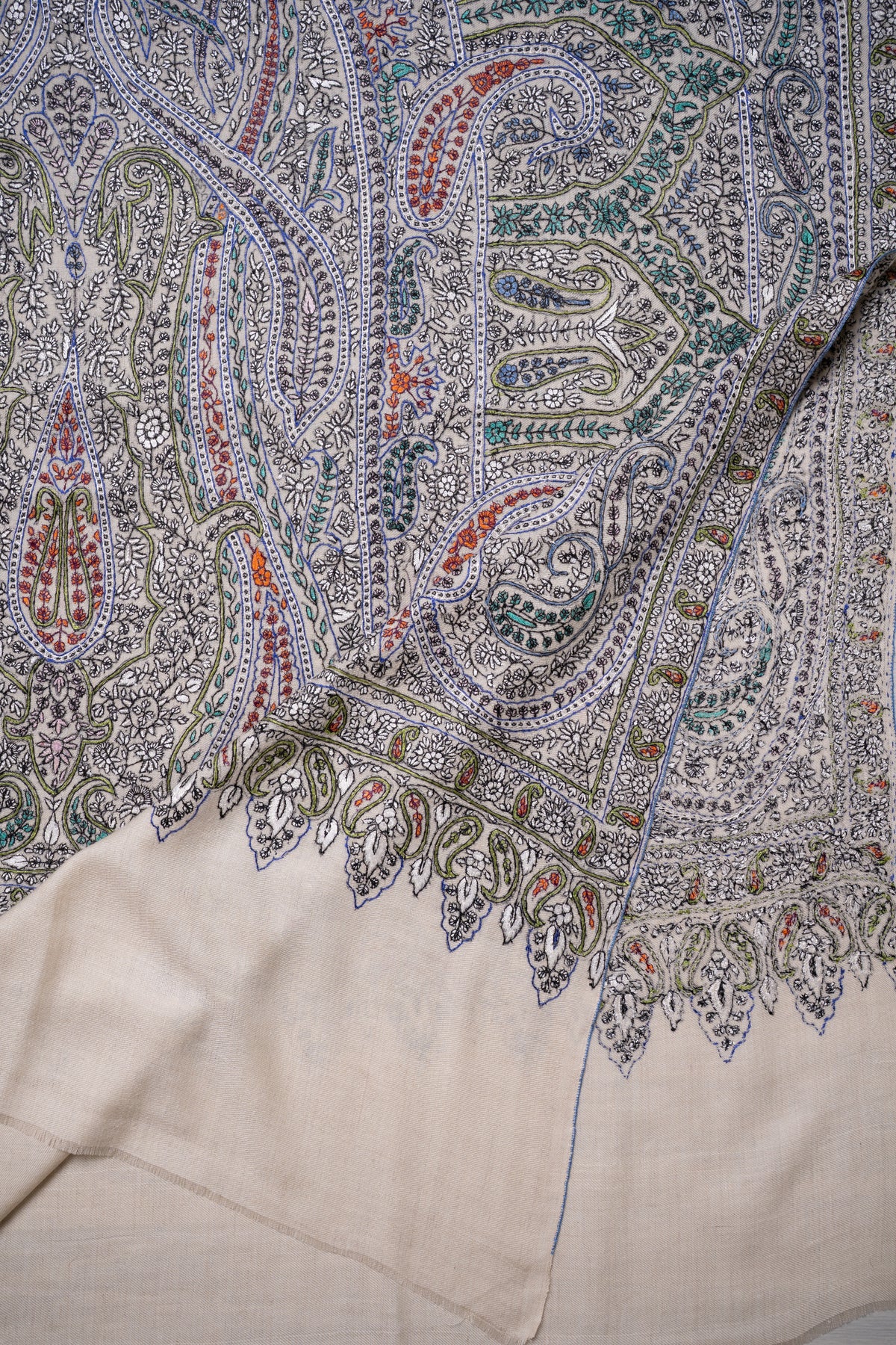 Ivory Celestial Paisley: Pure Pashmina Hand Embroidered Shawl
