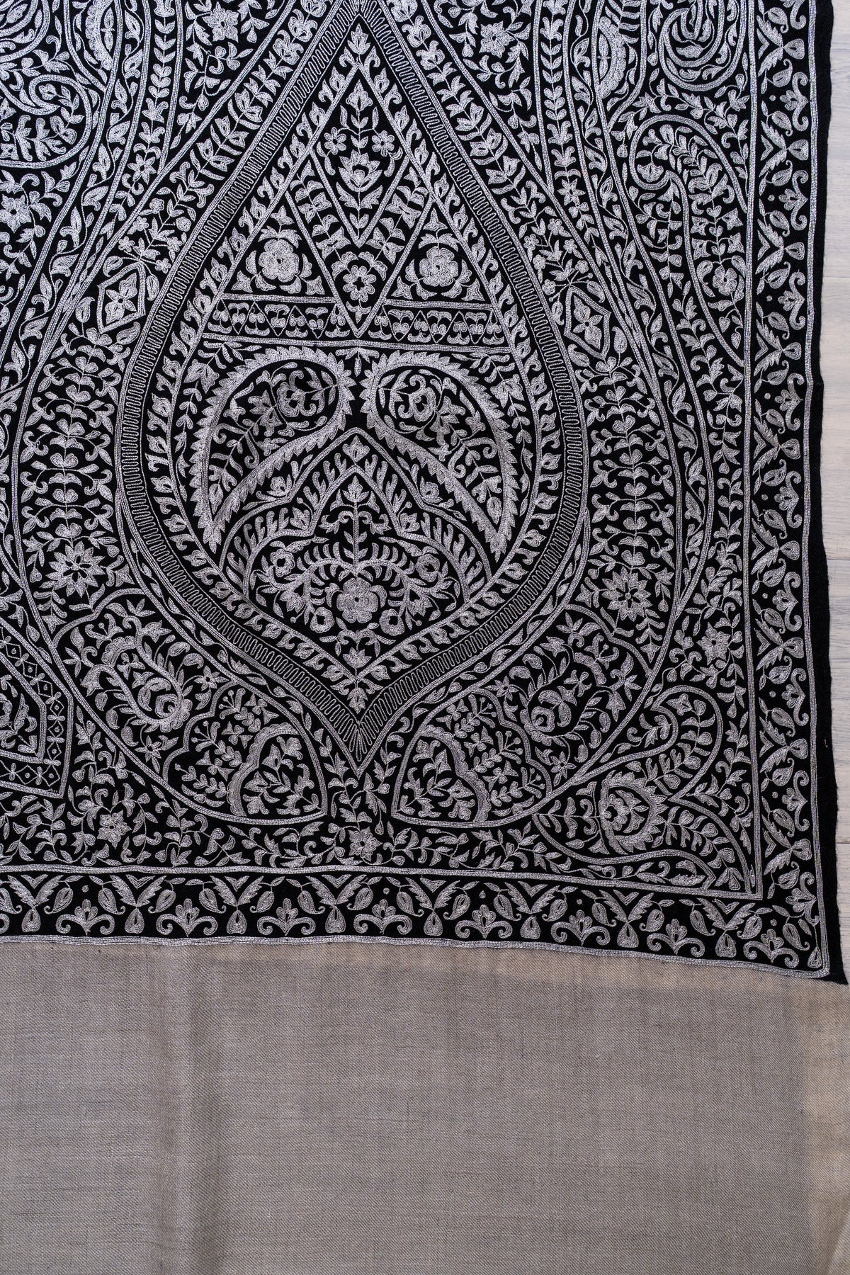 Monochrome Noor Paisley: Pure Pashmina Hand Embroidered Jamawar Shawl