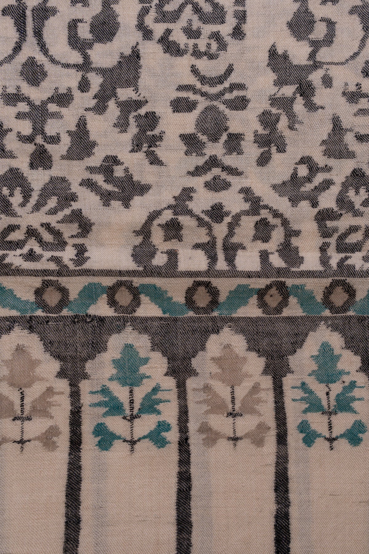 2.5 Yards Hand Woven Pure Pashmina Kani Shawl