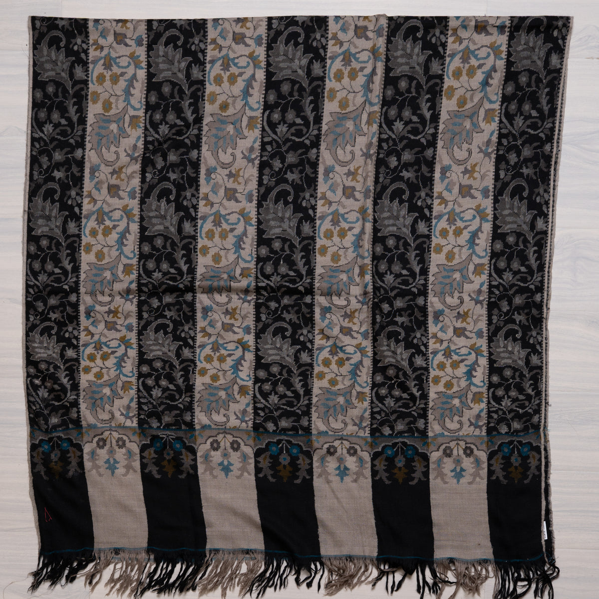 Hand Woven Pure Pashmina Kani Shawl