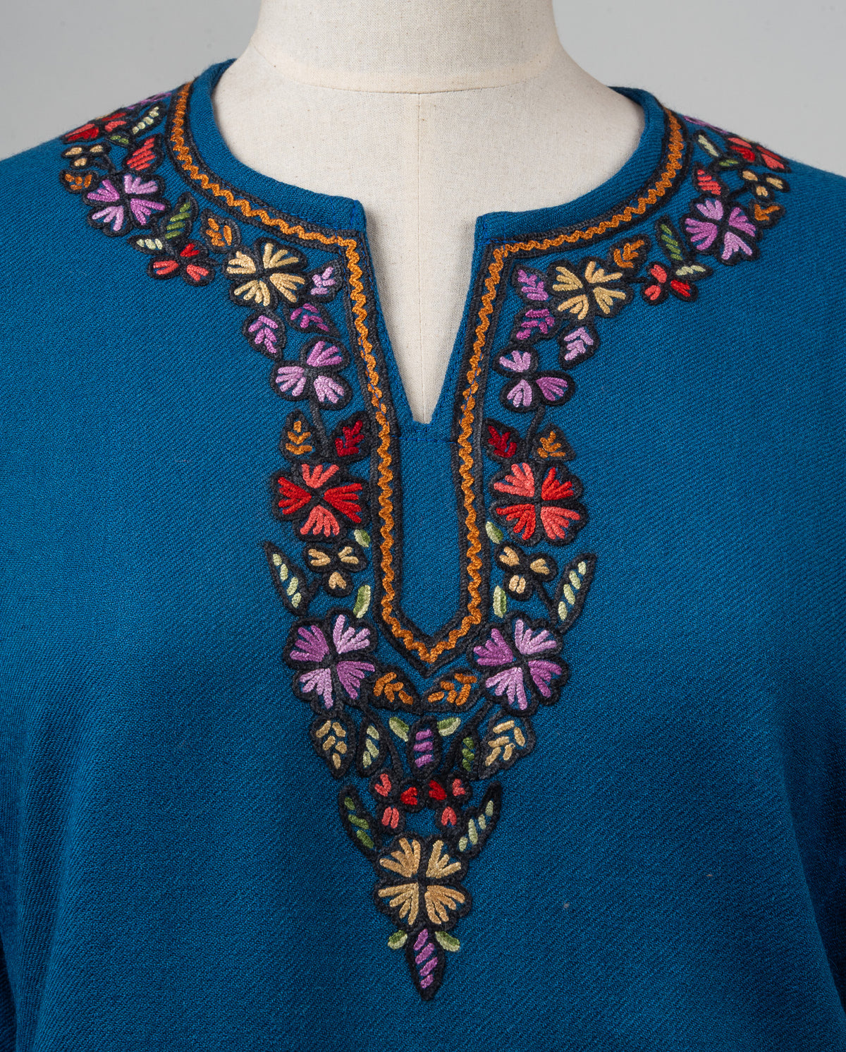 Teal Bloom Sozni Hand Embroidered Fine Merino Wool Pheran