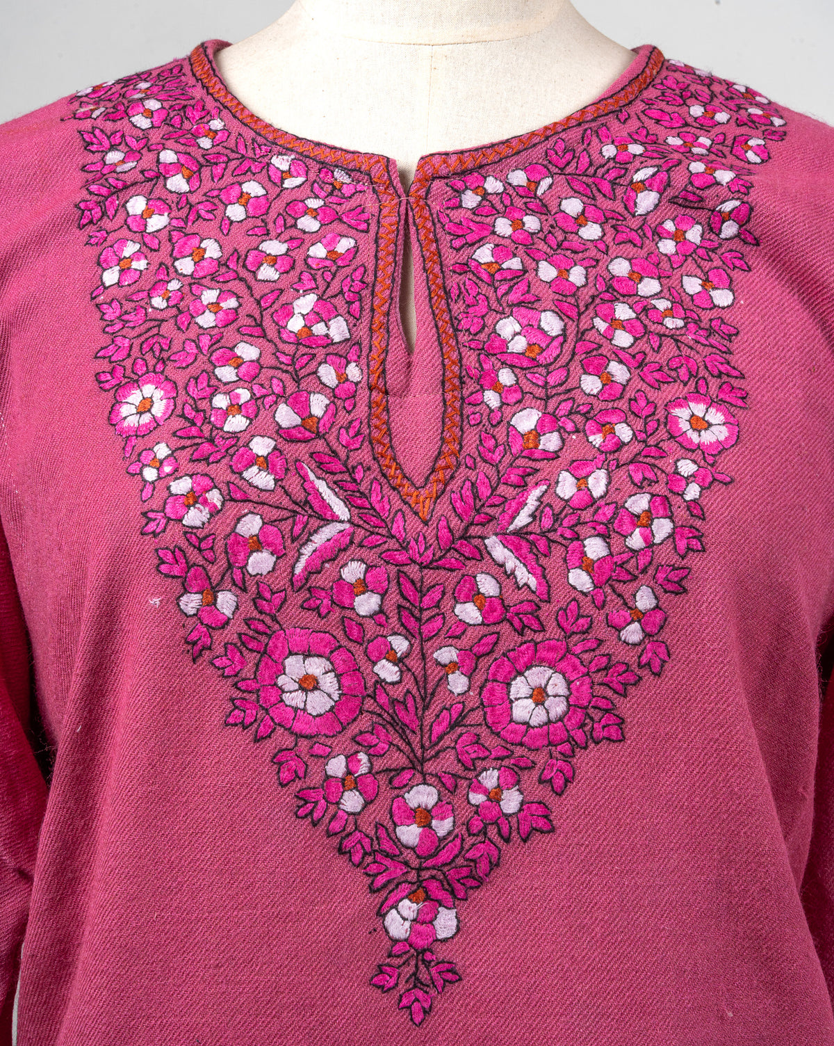 Rose Glimmer Sozni Hand Embroidered Fine Merino Wool Pheran