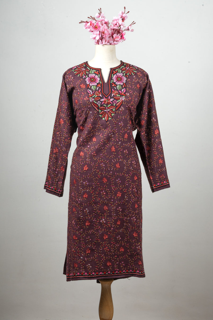 Noor Garden Sozni Hand Embroidered Fine Merino Wool Pheran