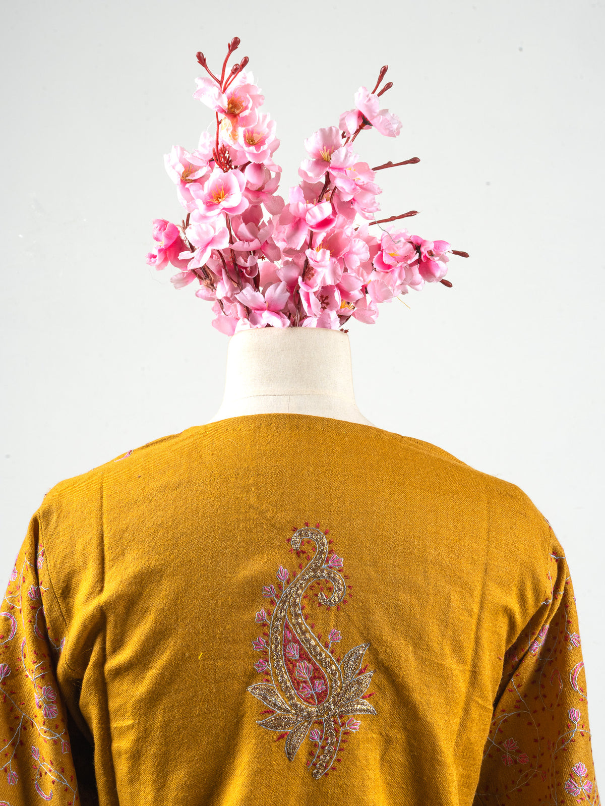 Amber Vine Sozni Hand Embroidered Fine Merino Wool Pheran