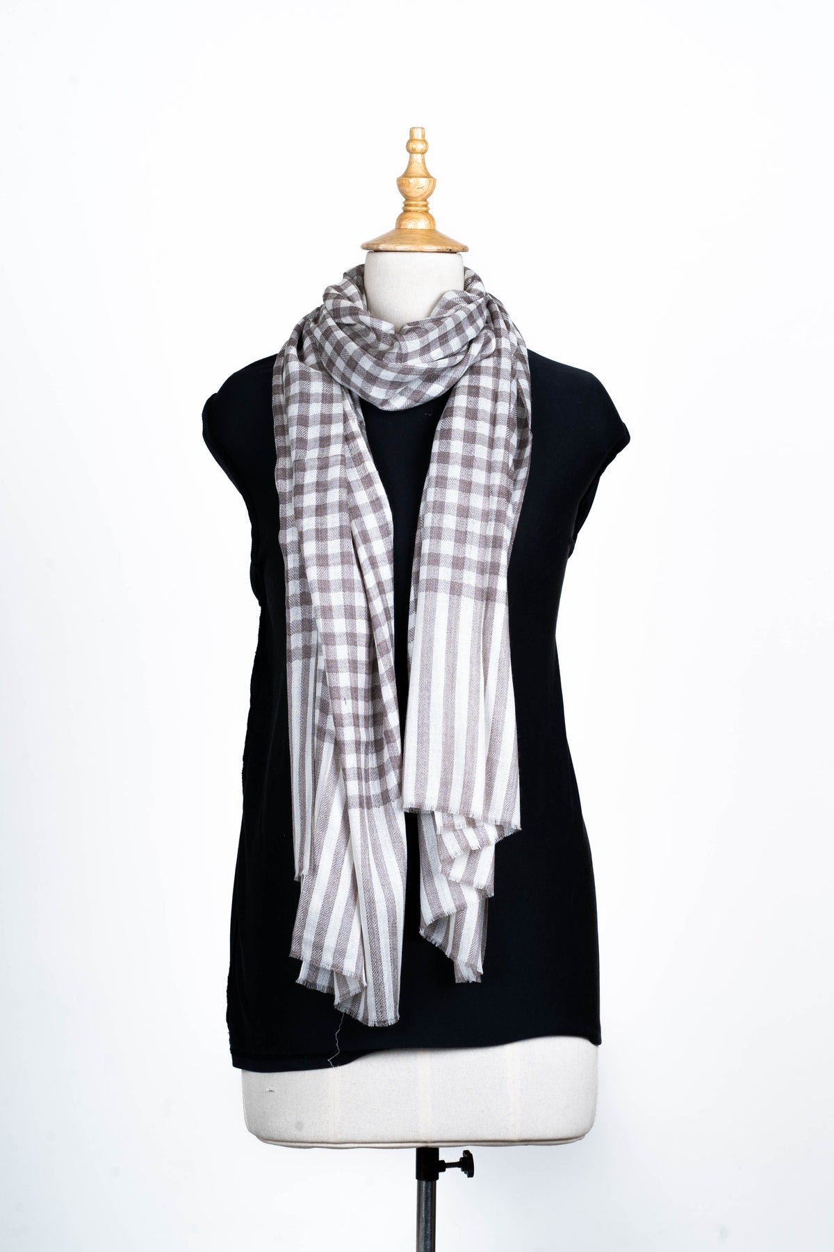 Timeless Elegance: Checked Merino Wool Stole in Classic Taupe