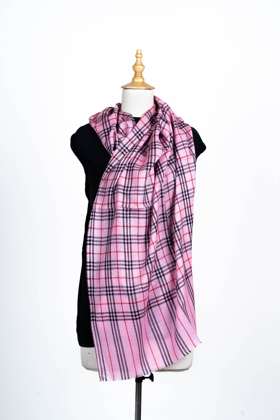Rosy Checks: Merino Wool Stole with Soft Pink Tones