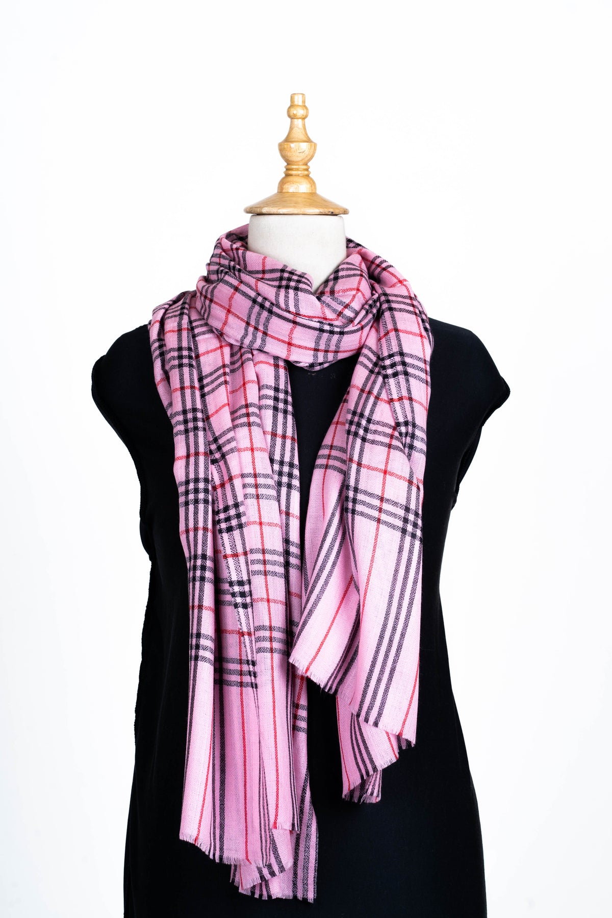 Rosy Checks: Merino Wool Stole with Soft Pink Tones